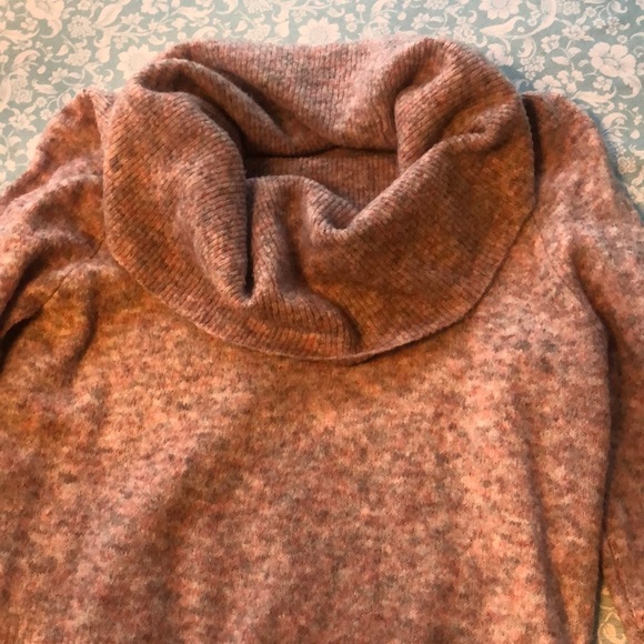 COPY - Off-shoulder, Cowlneck Pink/Heather Grey Sweater - Picture 6 of 13